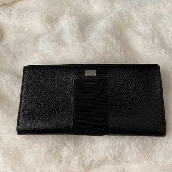 Gucci - Picture 2 of 11